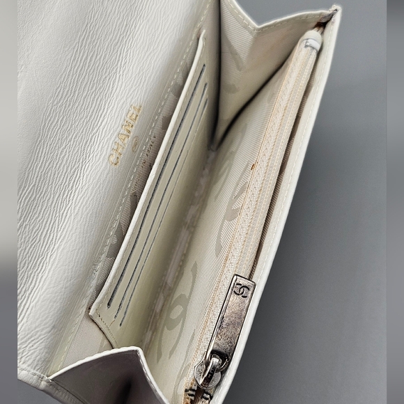 💮CHANEL Cambon White Wallet 💮 - Picture 13 of 17